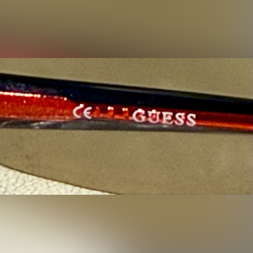 New Women’s GUESS Eyeglasses - Picture 7 of 8